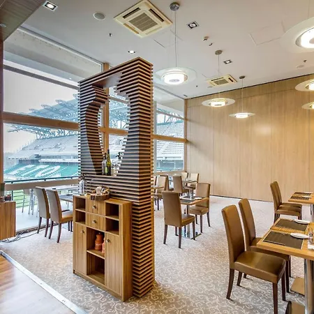 Eto Park Business & Stadium 4*
