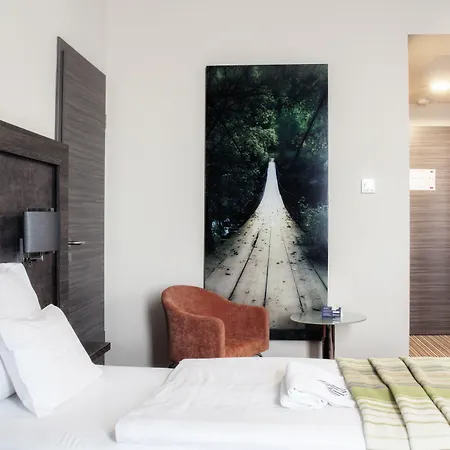 Eto Park Business & Stadium Hotel 4*
