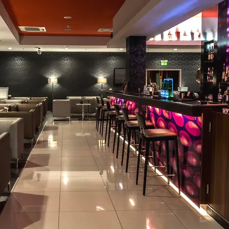 Eto Park Business & Stadium 4* 기오르