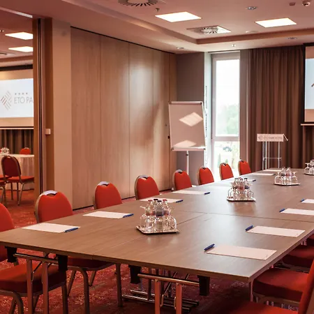 Ξενοδοχείο Eto Park Business & Stadium 4*
