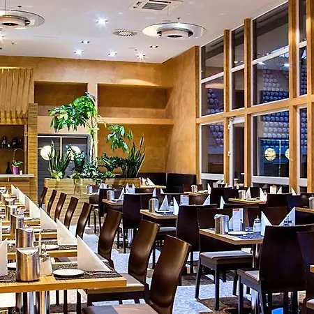 Eto Park Business & Stadium ホテル 4*