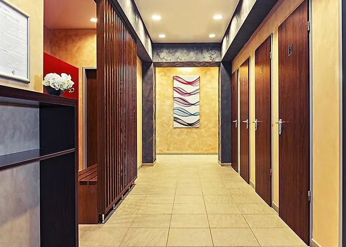 Eto Park Business & Stadium فندق 4*